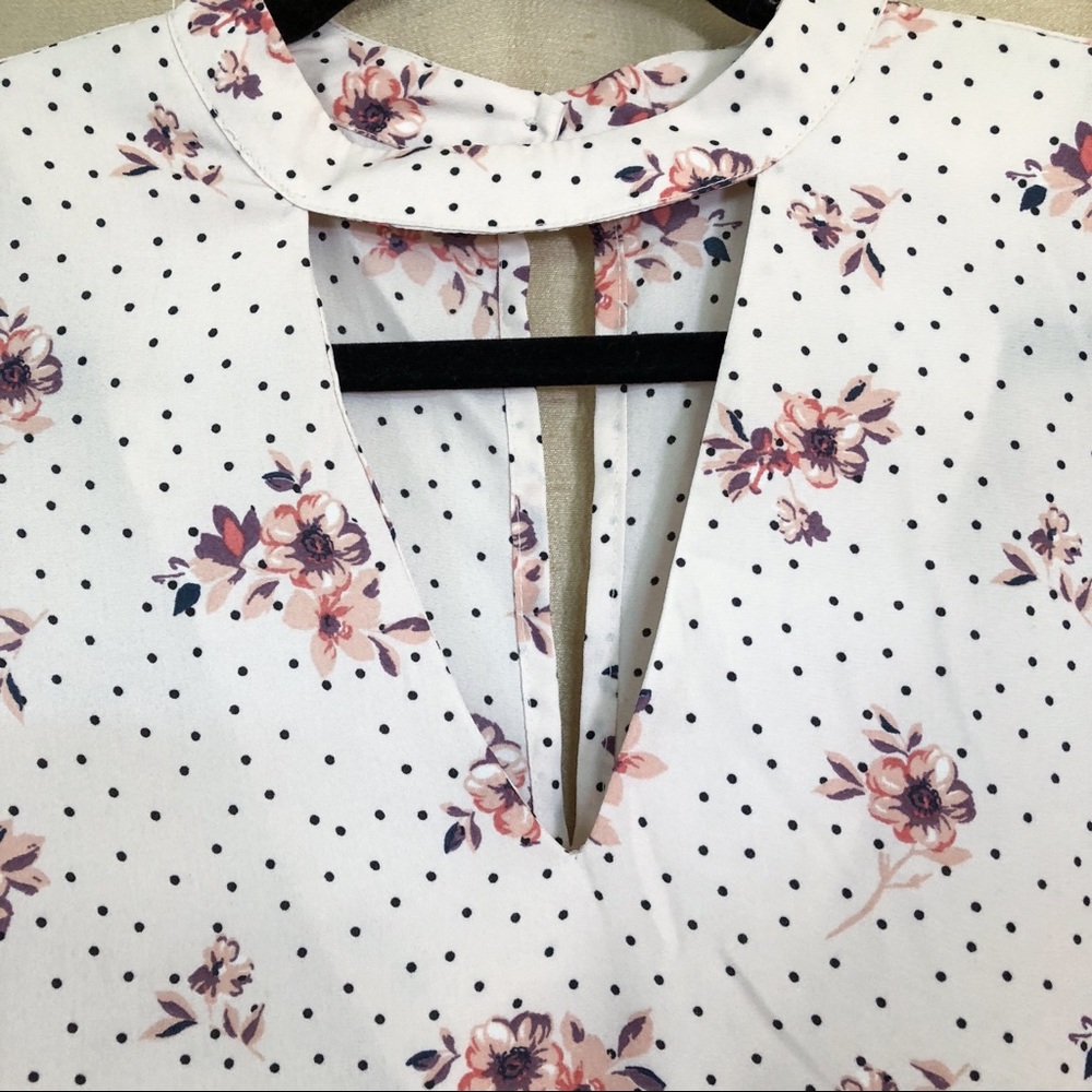 Floral Long Ruffled Sleeve Blouse - Picture 2 of 5